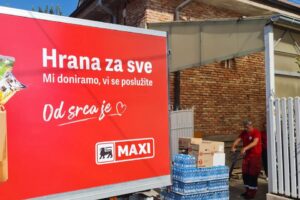 Banka hrane Vojvodine: Više od 56 paleta pomoći stiglo vatrogascima